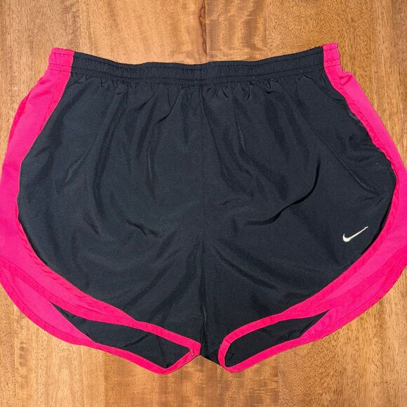 Nike North Face 3 Athletic Shorts Bundle Womens Medium Black Gray Tan - Picture 5 of 12